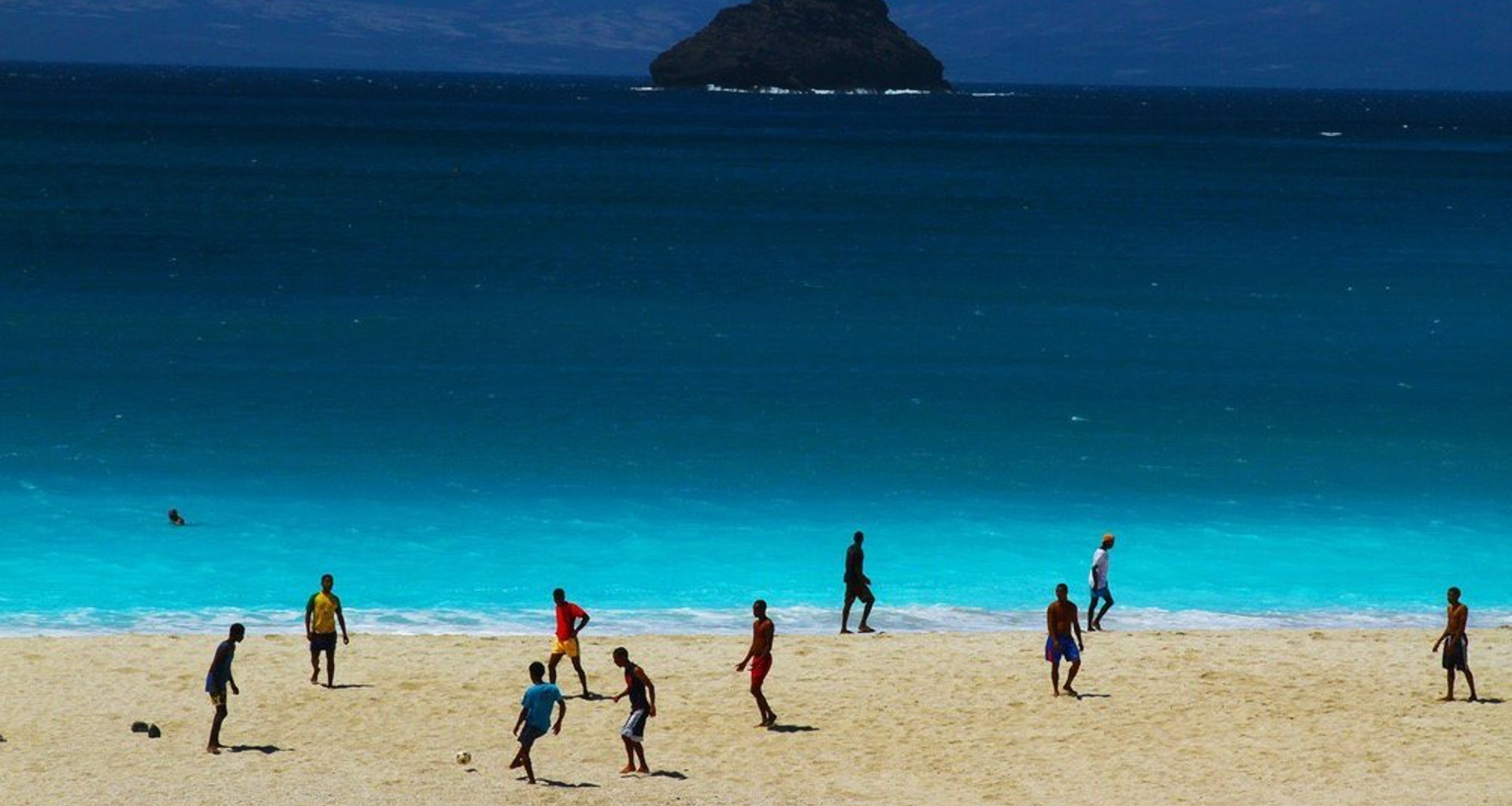 Beach Mindelo Laginha. Cape Verde. Cap-vert